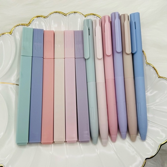 Corgi Dog Print Pencil Case Cute Zipper Pouch w/ highlighters & gel pens bundle - Picture 2 of 7